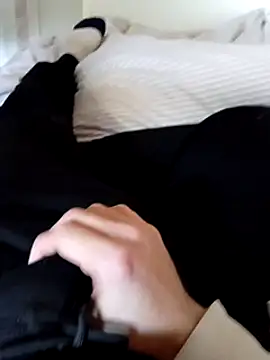 Snapshot of sergigomez chatting on February 26, 3:08 pm sergigomez online show from February 26, 3:08 pm