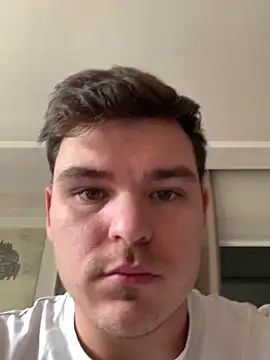 Snapshot of sergigomez chatting on November 17, 12:44 pm sergigomez online show from November 17, 12:44 pm