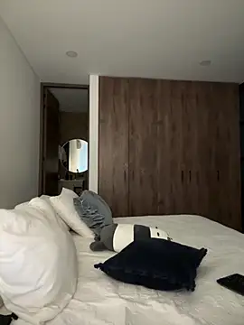 Snapshot of Mariecurl chatting on February 6, 7:07 pm Mariecurl online show from February 6, 7:07 pm