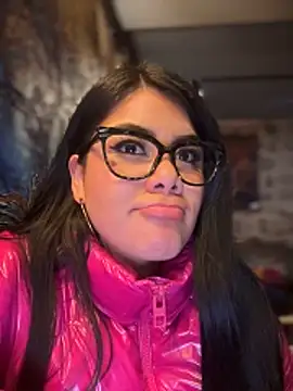 Insane Issa online show from December 6, 12:56 am