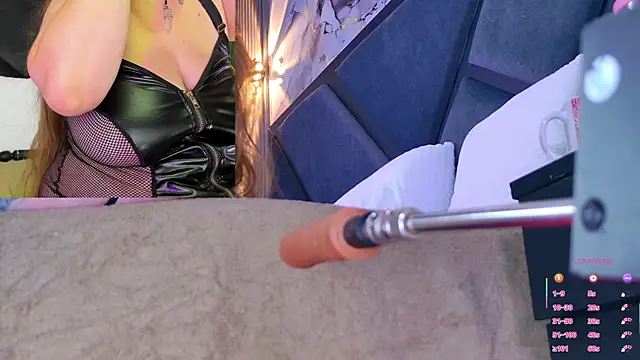 NathaxaLeans online show from September 11, 11:43 am