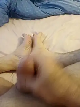 Snapshot of Hardapple01 chatting on November 16, 5:57 am Hardapple01 online show from November 16, 5:57 am