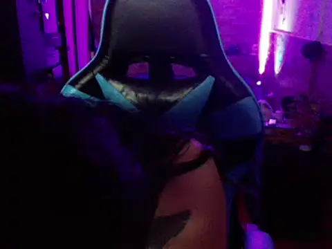 AngelaQueen  online show from December 10, 6:38 pm