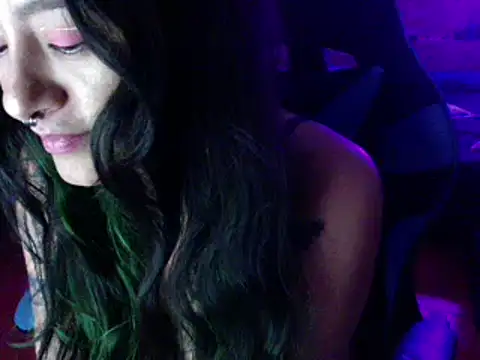 AngelaQueen  online show from December 10, 10:16 pm