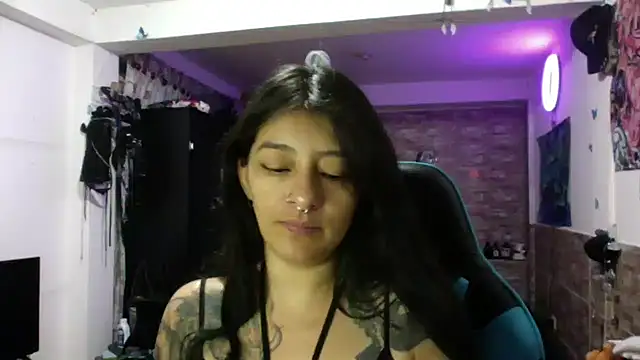 AngelaQueen  online show from September 18, 5:48 pm