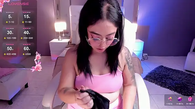 kim thompson 1 online show from January 7, 11:58 am