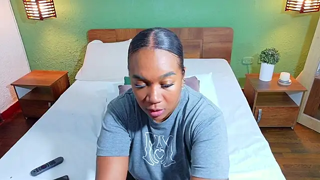 dannaahbrown online show from October 7, 7:44 pm