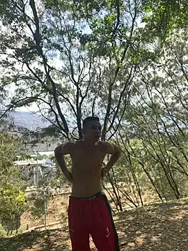 liuscast22 online show from March 8, 5:33 pm