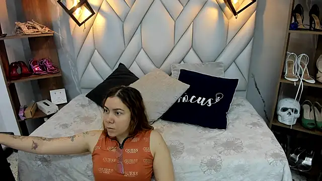 Snapshot of SakuraLee_ chatting on March 7, 1:29 pm SakuraLee online show from March 7, 1:29 pm