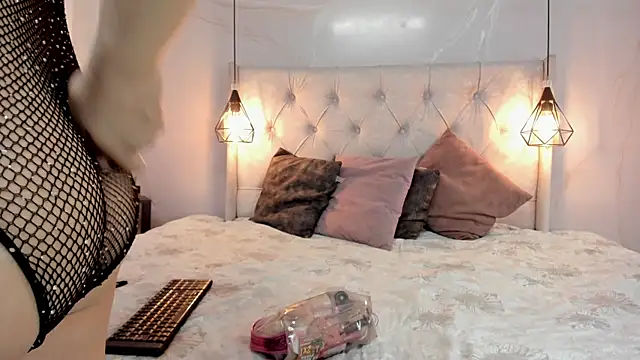 Snapshot of SakuraLee_ chatting on October 9, 1:31 pm SakuraLee online show from October 9, 1:31 pm