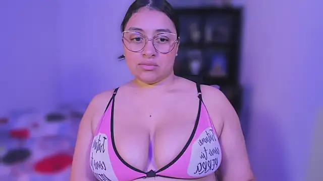 Soysofiarodrigu online show from March 9, 4:55 pm