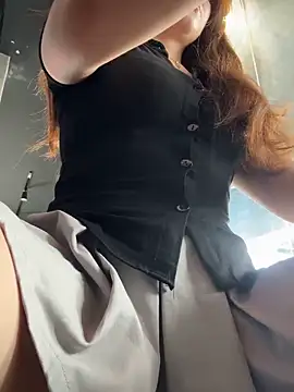 Jessical online show from March 8, 4:12 am