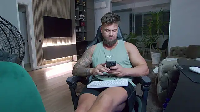 UbbeViking online show from February 7, 8:10 pm