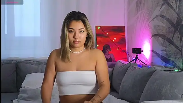 Snapshot of lily__foster chatting on December 27, 6:24 am lily foster online show from December 27, 6:24 am