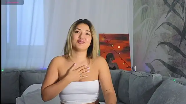 Snapshot of lily__foster chatting on December 29, 6:03 am lily foster online show from December 29, 6:03 am