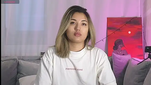 Snapshot of lily__foster chatting on January 4, 5:27 am lily foster online show from January 4, 5:27 am