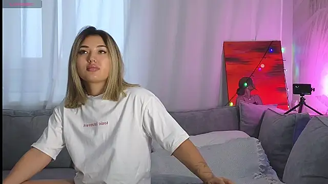 Snapshot of lily__foster chatting on January 15, 6:22 am lily foster online show from January 15, 6:22 am