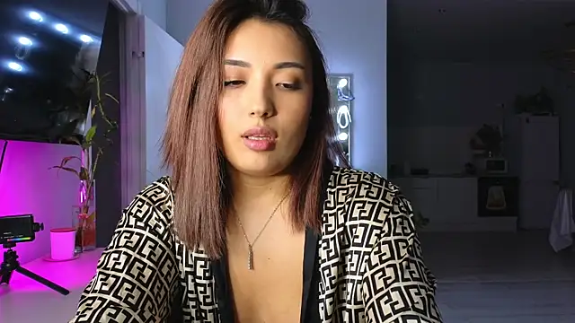 Snapshot of lily__foster chatting on March 20, 7:04 pm lily foster online show from March 20, 7:04 pm