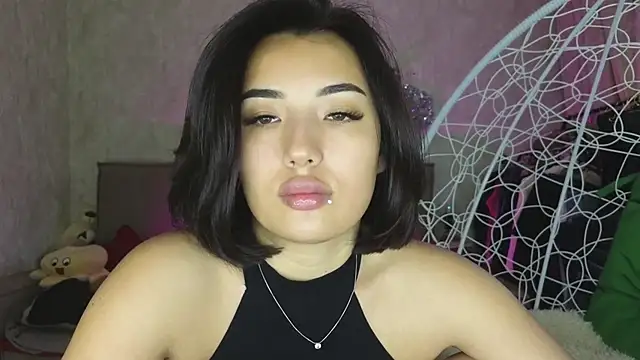 Snapshot of lily__foster chatting on October 22, 6:46 am lily foster online show from October 22, 6:46 am