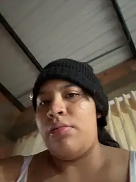 Snapshot of moncerrat_luna chatting on November 28, 12:08 pm moncerrat luna online show from November 28, 12:08 pm