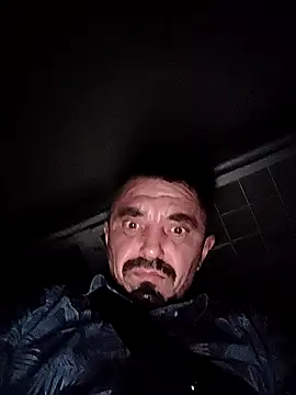 erbod Johnny online show from November 8, 7:23 pm