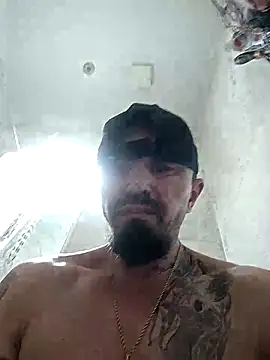 erbod Johnny online show from December 1, 4:23 pm