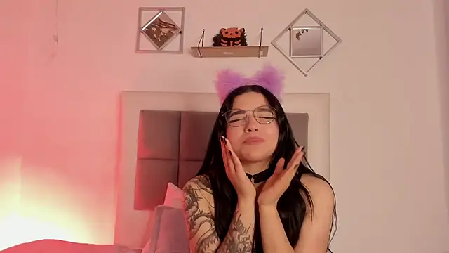 aliice walker  online show from January 8, 6:31 pm