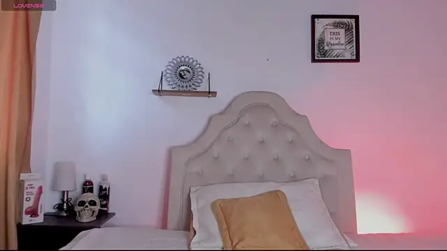 aliice walker  online show from September 15, 1:33 pm