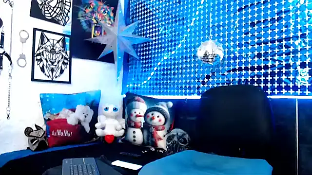 Snapshot of Mensecret69 chatting on December 19, 9:17 pm Mensecret69 online show from December 19, 9:17 pm