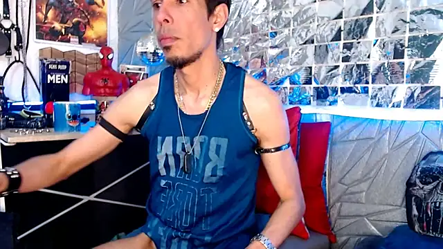 Snapshot of Mensecret69 chatting on February 7, 8:20 pm Mensecret69 online show from February 7, 8:20 pm