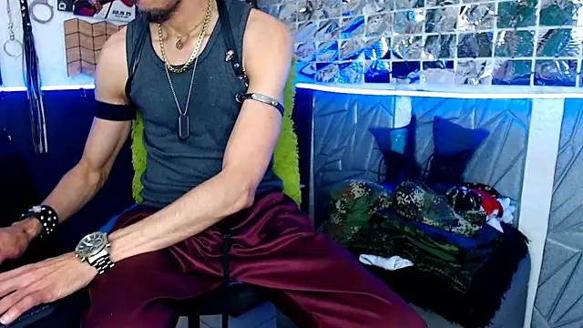 Snapshot of Mensecret69 chatting on March 13, 9:26 pm Mensecret69 online show from March 13, 9:26 pm