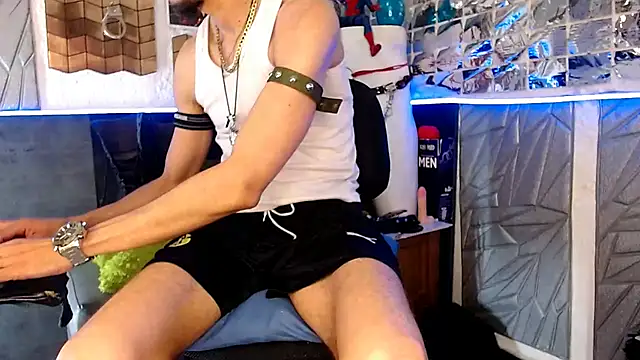 Snapshot of Mensecret69 chatting on March 20, 3:13 am Mensecret69 online show from March 20, 3:13 am