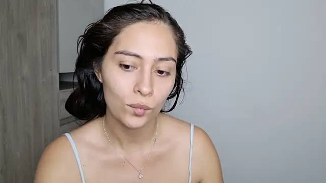 Sophie  Foxxx online show from February 14, 12:19 am