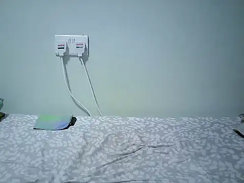 lupita 0 online show from November 18, 2:10 pm