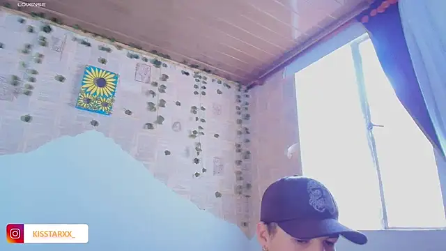 kisstarxxx online show from October 16, 9:16 pm