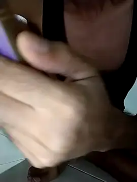 Dwirosebig online show from October 17, 7:49 pm