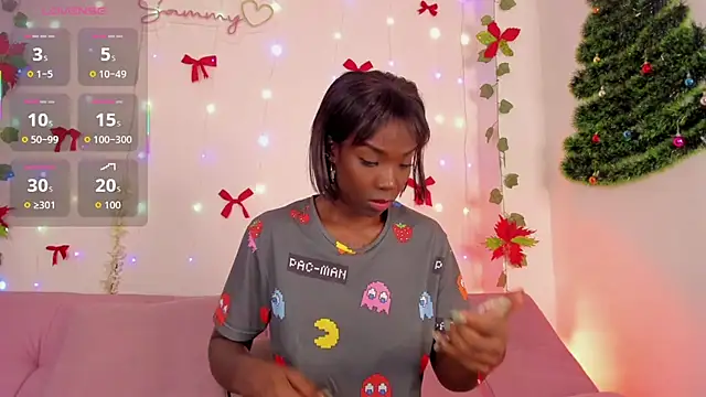 Snapshot of SamHill_1 chatting on November 22, 4:33 am SamHill 1 online show from November 22, 4:33 am