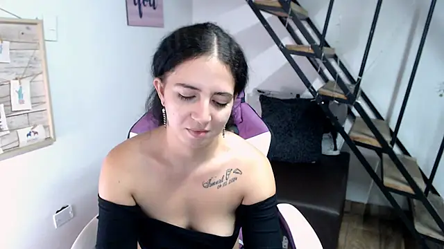 samantha baby  online show from October 8, 7:22 pm