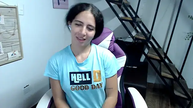 samantha baby  online show from November 17, 4:35 pm