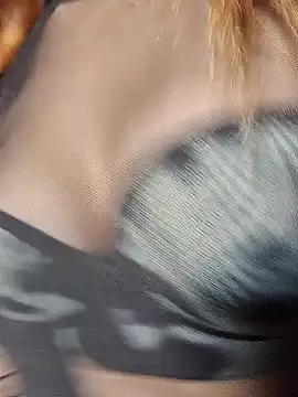 Snapshot of Evehampy chatting on December 22, 6:15 pm Evehampy online show from December 22, 6:15 pm