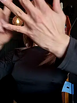 Snapshot of Evehampy chatting on January 19, 7:37 pm Evehampy online show from January 19, 7:37 pm