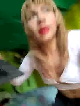 Snapshot of Evehampy chatting on September 14, 6:51 pm Evehampy online show from September 14, 6:51 pm