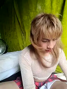 Snapshot of Evehampy chatting on October 4, 7:34 pm Evehampy online show from October 4, 7:34 pm