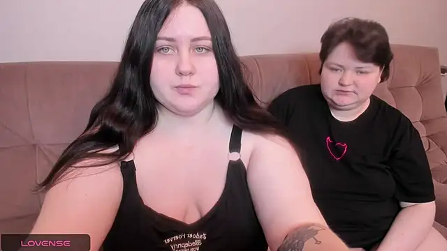 ihaveasecret  online show from January 16, 3:56 pm