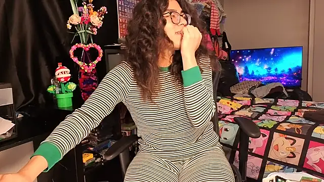 ShinyCherub online show from February 27, 7:58 pm