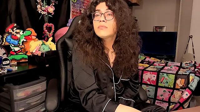 ShinyCherub online show from September 26, 6:17 am