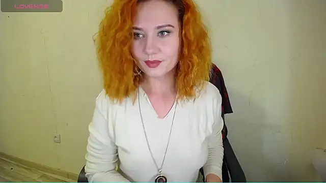 Snapshot of RedHeadSTARx chatting on February 28, 3:04 pm RedHeadSTARx online show from February 28, 3:04 pm