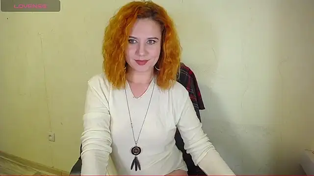 Snapshot of RedHeadSTARx chatting on February 28, 7:25 pm RedHeadSTARx online show from February 28, 7:25 pm