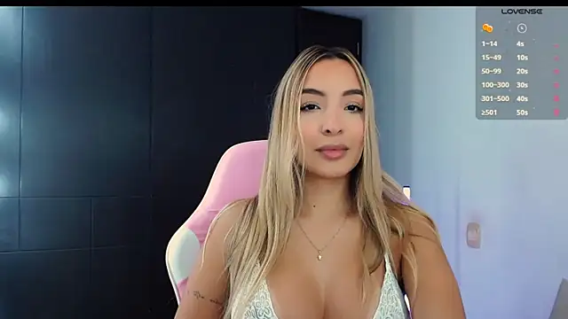 Snapshot of im_grecia chatting on October 15, 7:03 pm im grecia online show from October 15, 7:03 pm