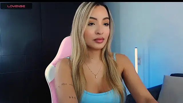 Snapshot of im_grecia chatting on November 25, 8:09 pm im grecia online show from November 25, 8:09 pm